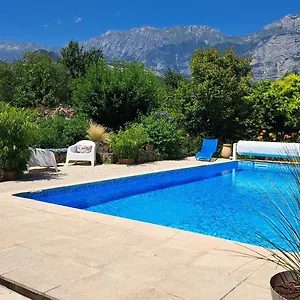 D'hote De Reymure Bed & Breakfast Vif